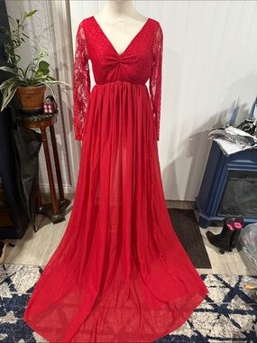 Elegant Red Lace Long Sleeve Evening Dress